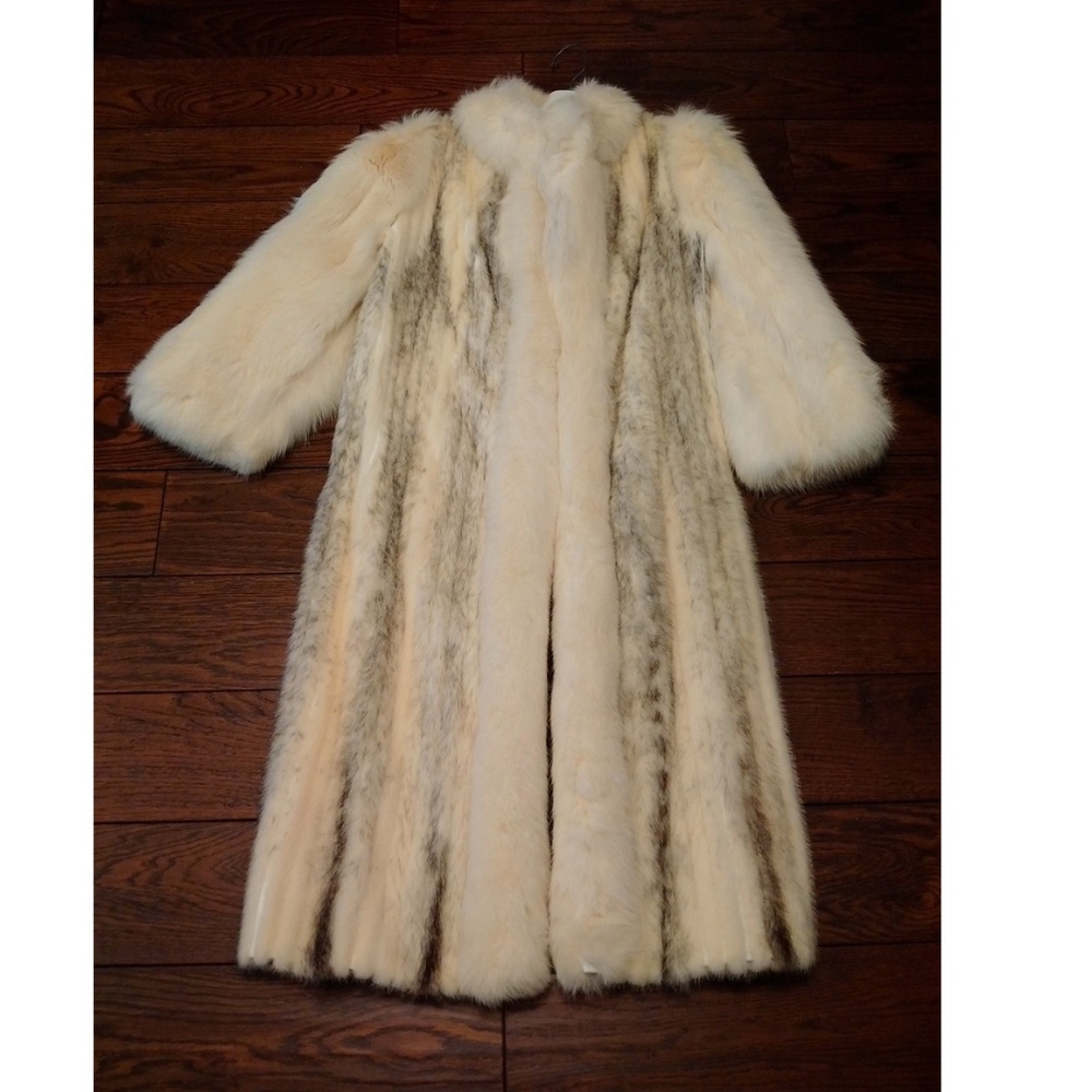 Vintage 1986 A&M Hurtig Furs Off-White and Black Mink Fur Coat